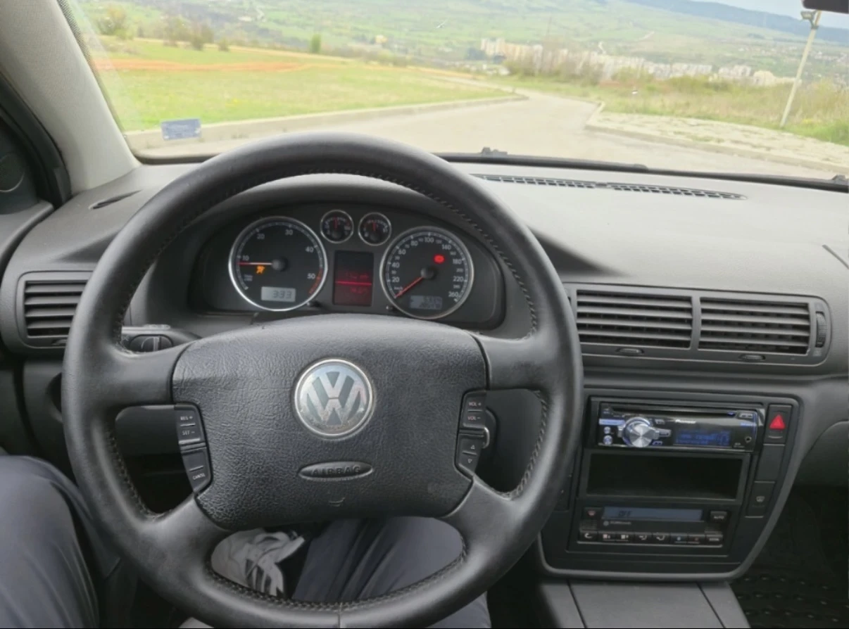 VW Passat B 5.5, снимка 7 - Автомобили и джипове - 55005606