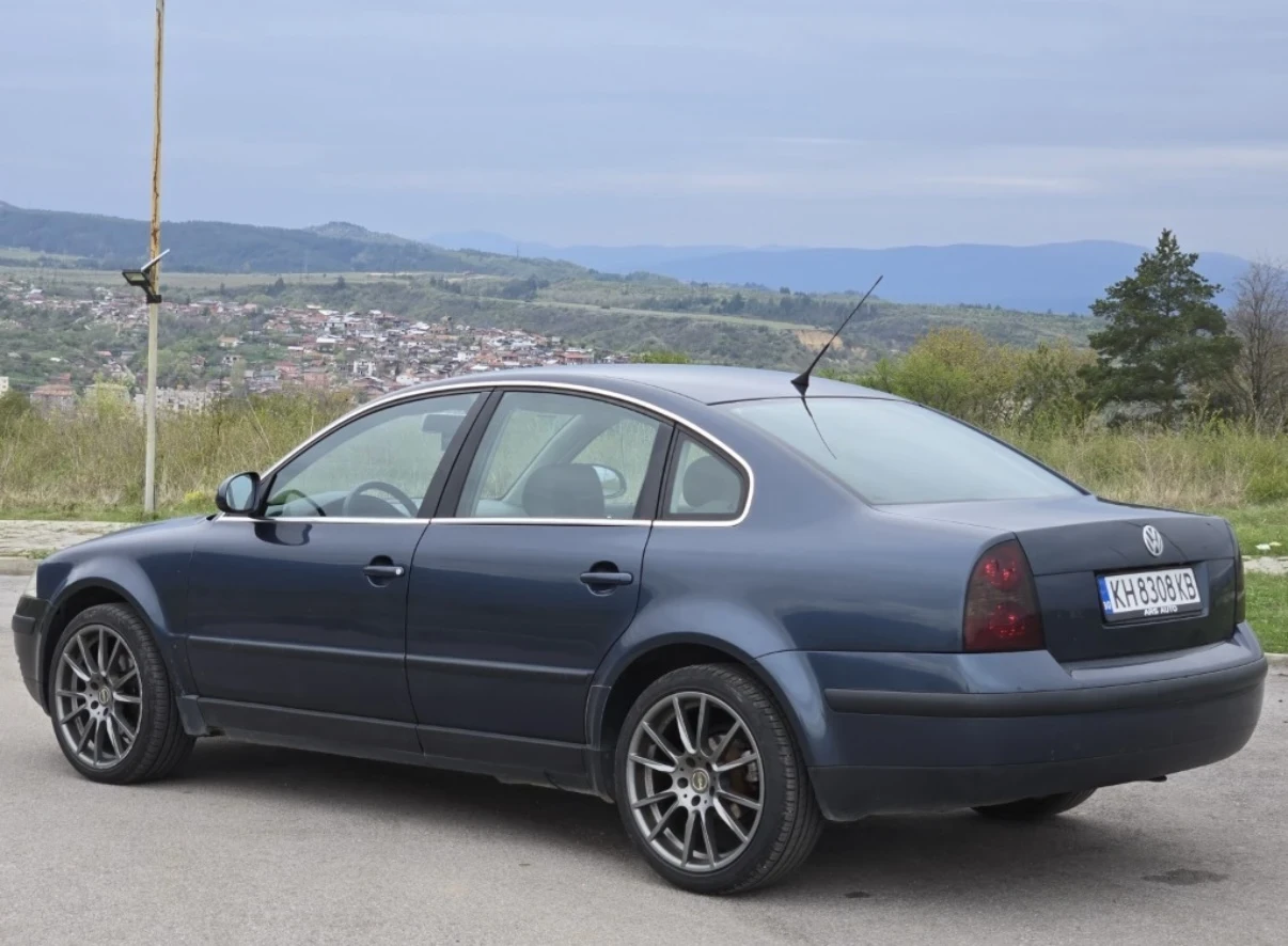 VW Passat B 5.5, снимка 5 - Автомобили и джипове - 55005606
