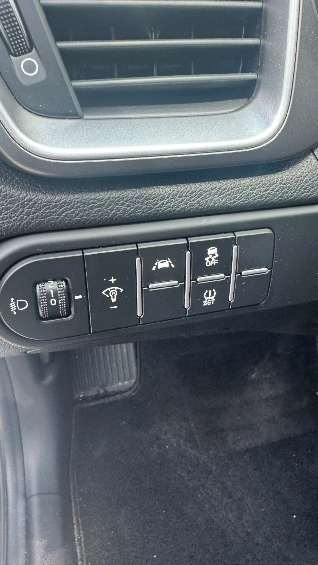 Kia Ceed 1.6 diesel hybrid, снимка 7 - Автомобили и джипове - 55075295