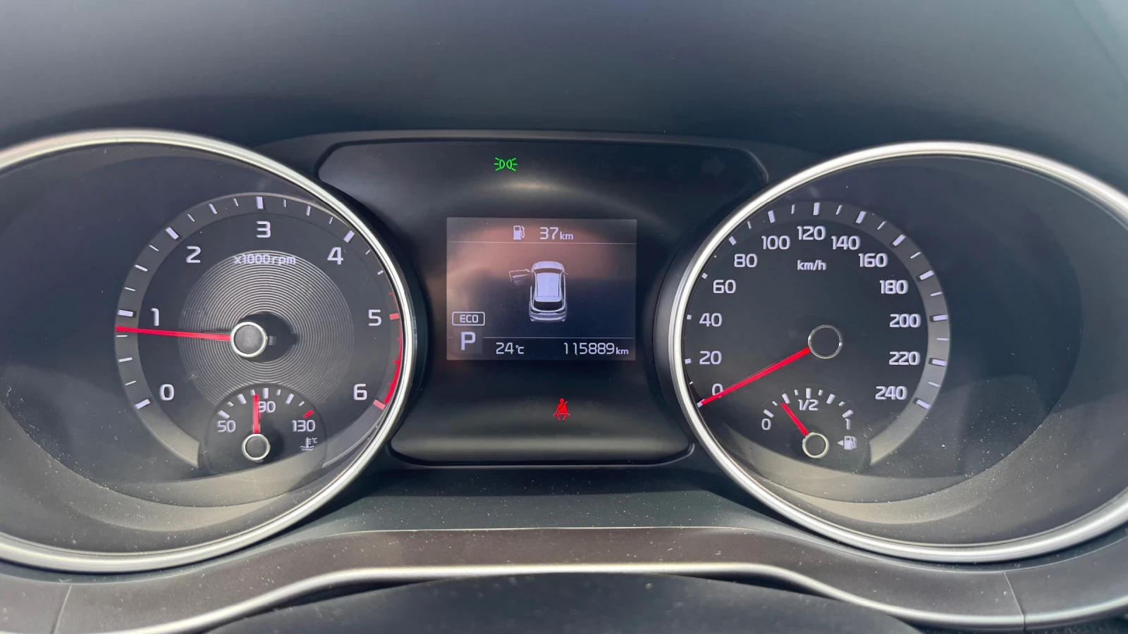 Kia Ceed 1.6 diesel hybrid, снимка 9 - Автомобили и джипове - 55075295