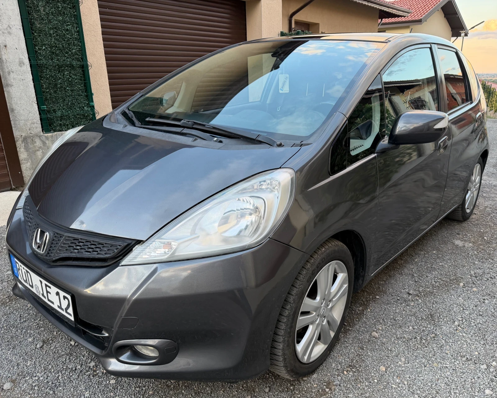 Honda Jazz 1.4 Facelift панорама, снимка 3 - Автомобили и джипове - 55417635
