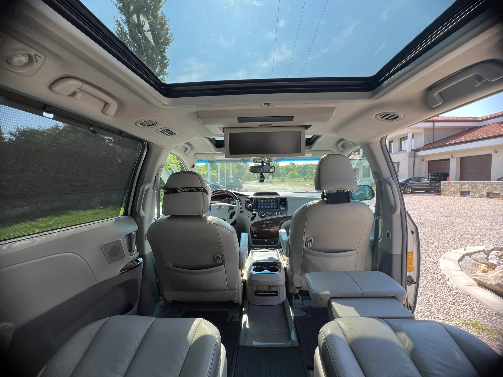 Toyota Sienna AWD PLATINIUM LPG BRC, снимка 11 - Автомобили и джипове - 55578252