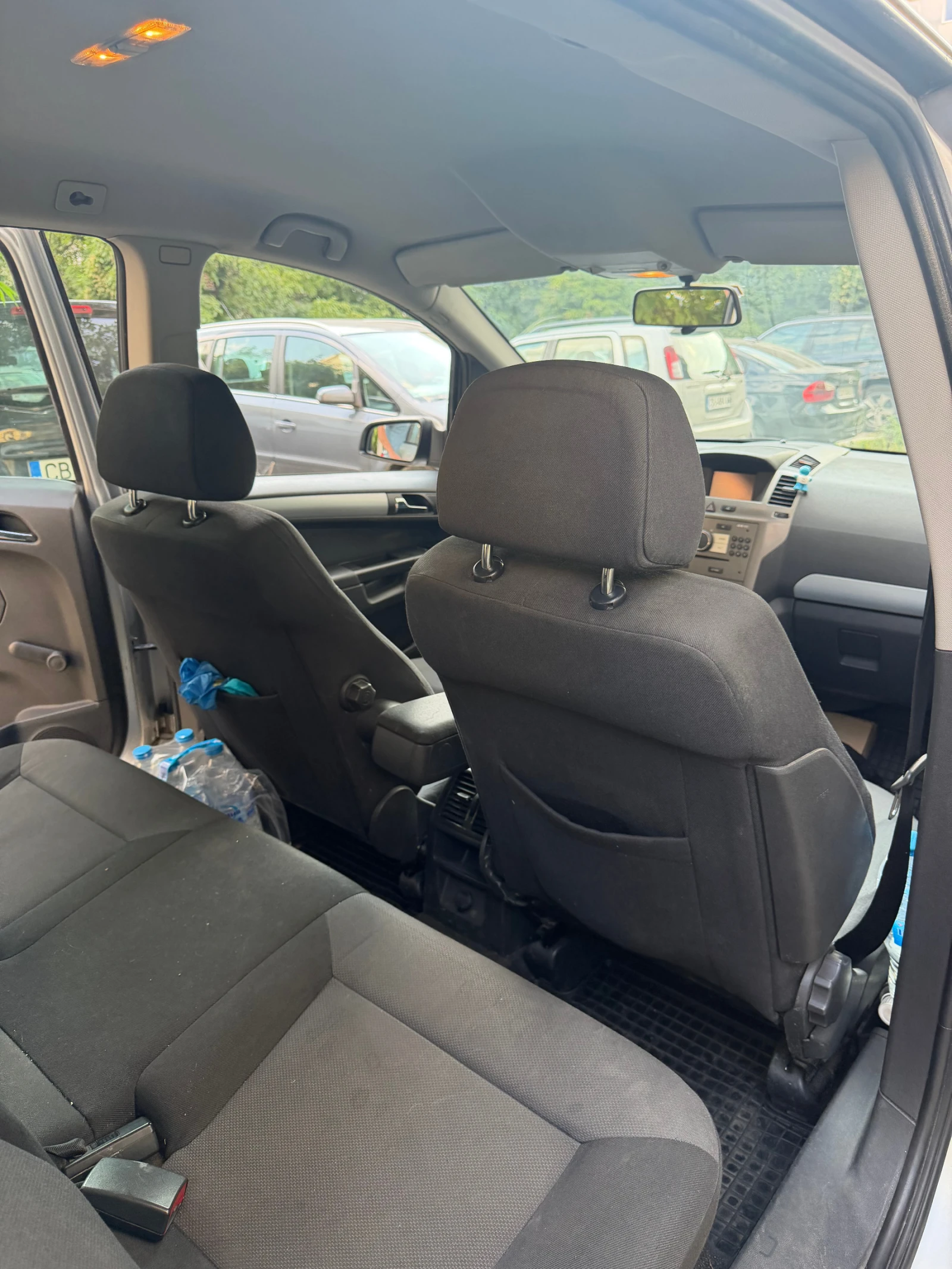Opel Zafira, снимка 10 - Автомобили и джипове - 55584805
