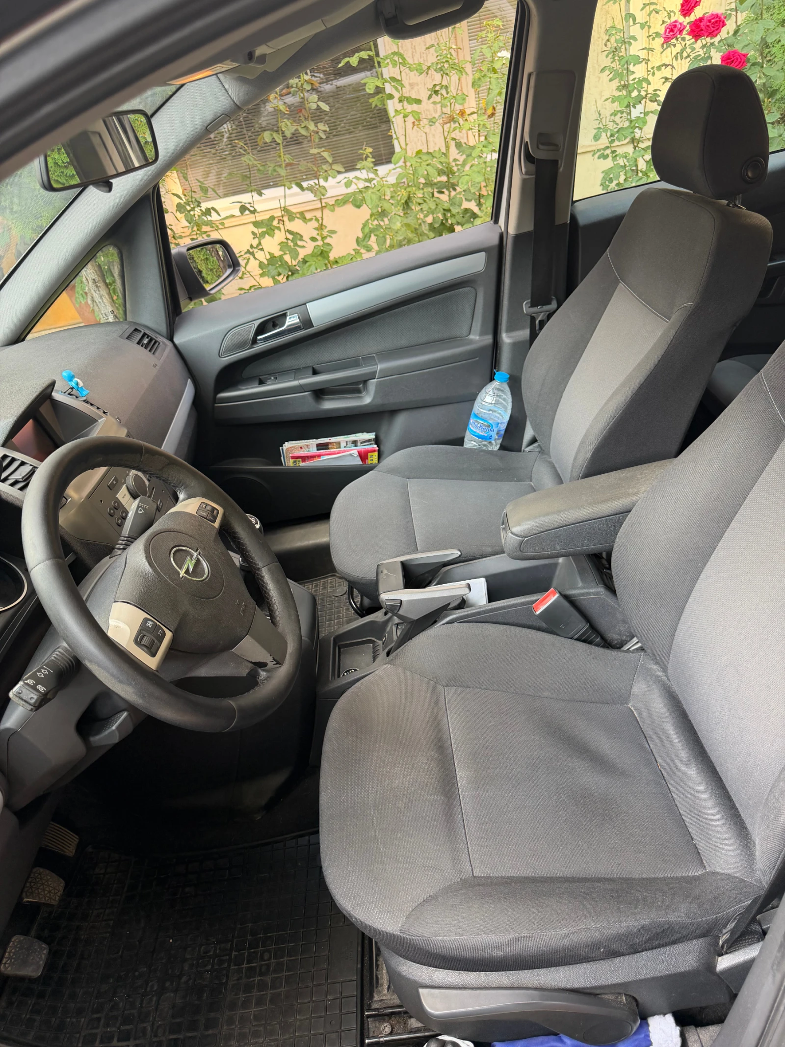 Opel Zafira, снимка 17 - Автомобили и джипове - 55584805