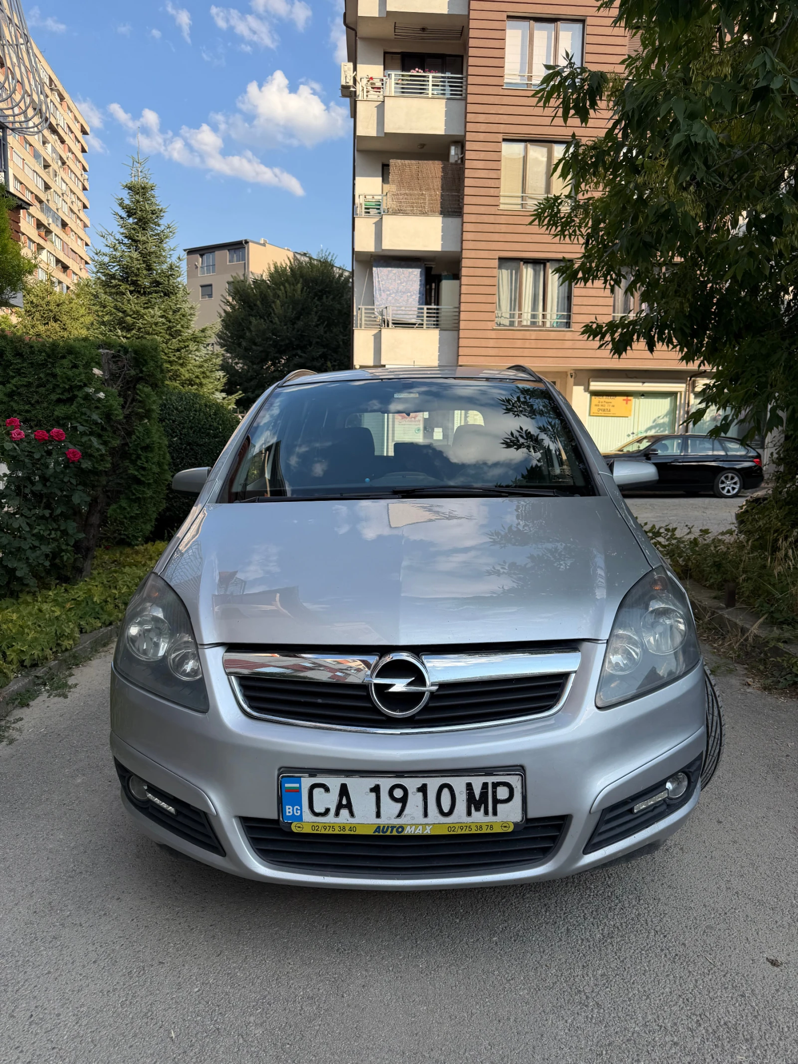 Opel Zafira, снимка 3 - Автомобили и джипове - 55584805