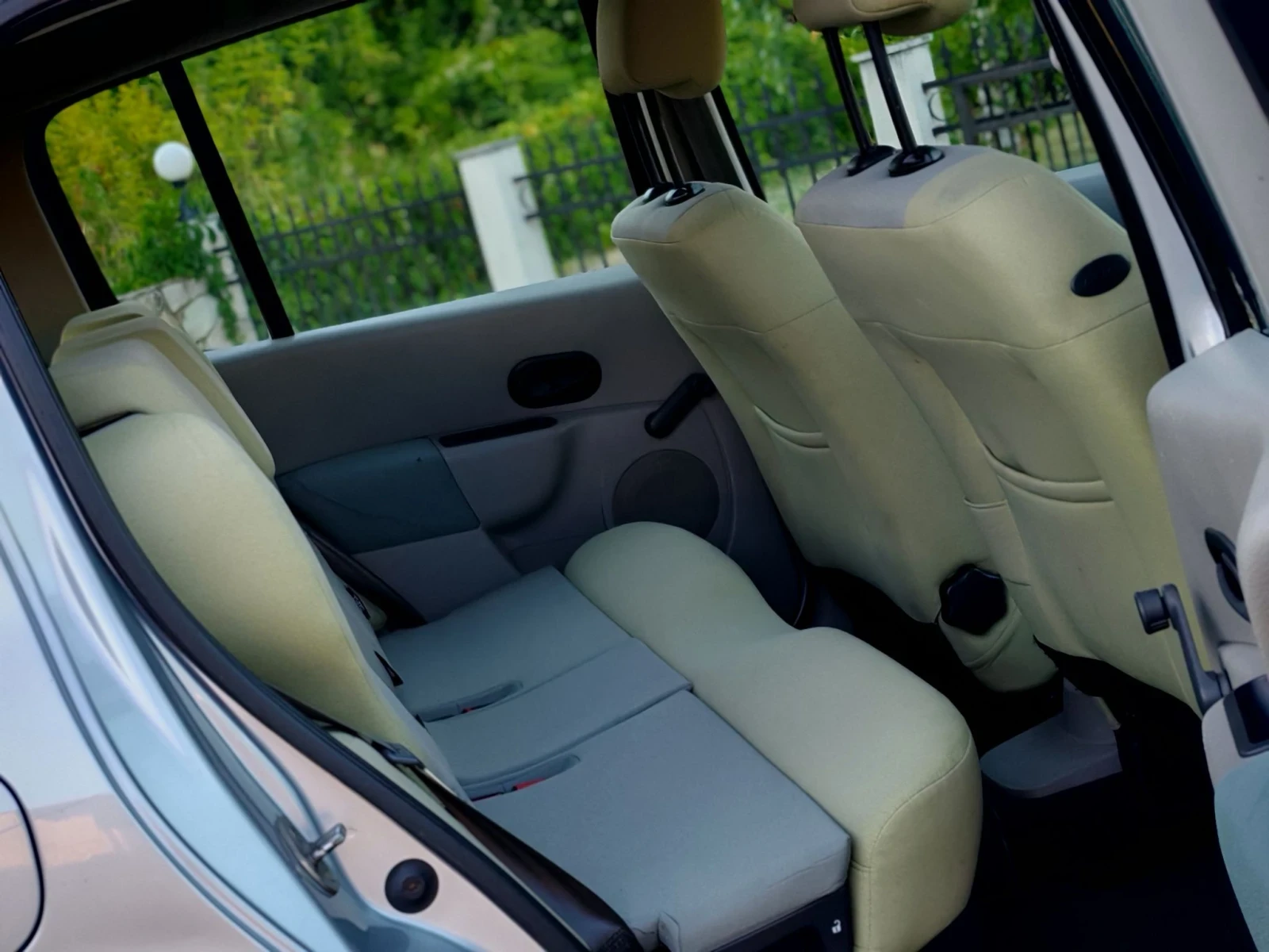 Renault Modus 1.5DCI(68)* КЛИМАТИК* НОВ ВНОС* , снимка 15 - Автомобили и джипове - 55683325
