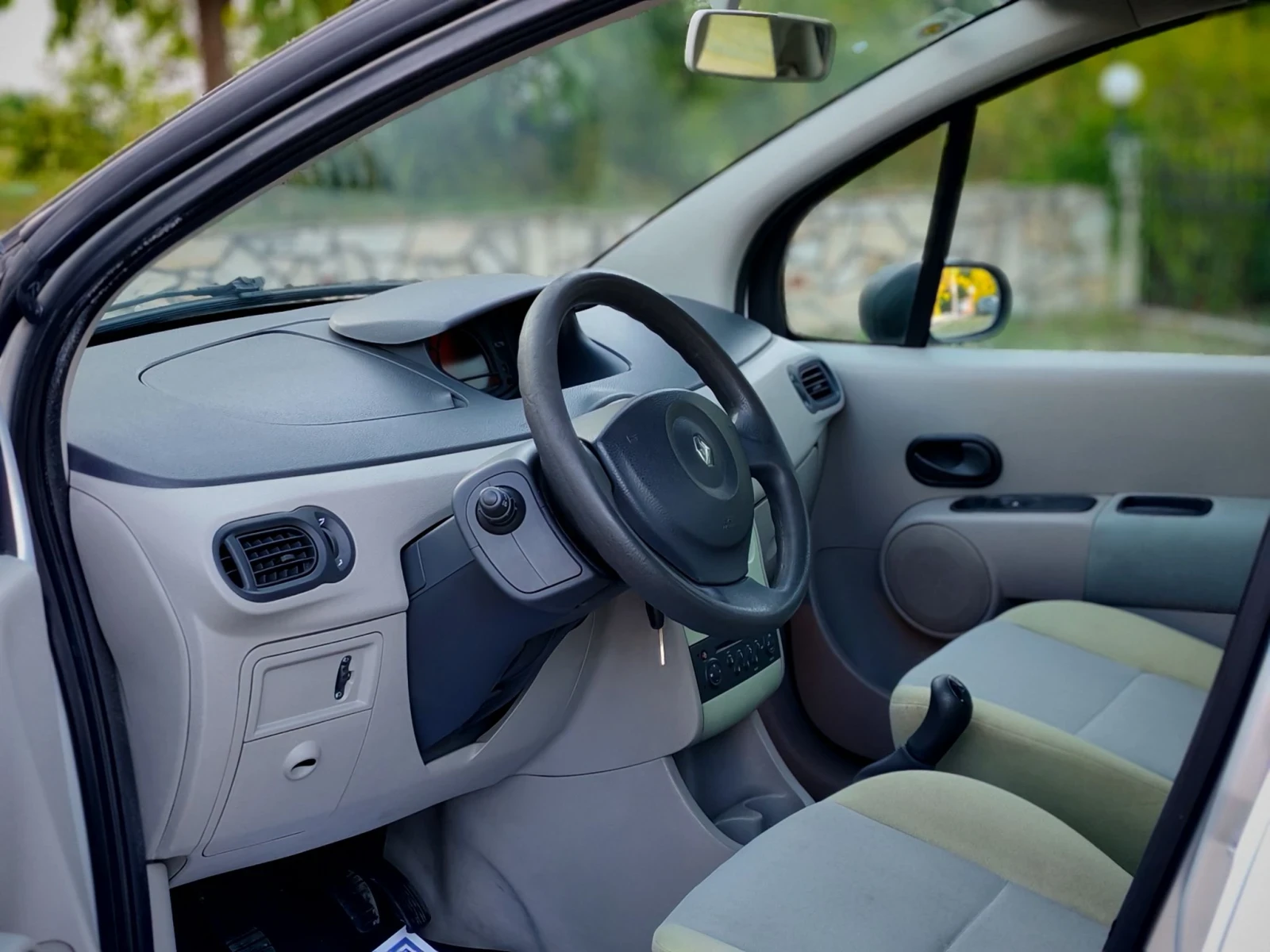 Renault Modus 1.5DCI(68)* КЛИМАТИК* НОВ ВНОС* , снимка 11 - Автомобили и джипове - 55683325