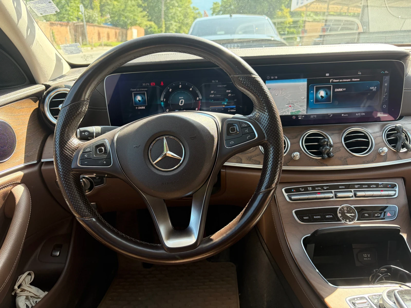 Mercedes-Benz E 220 W213, снимка 7 - Автомобили и джипове - 55708109