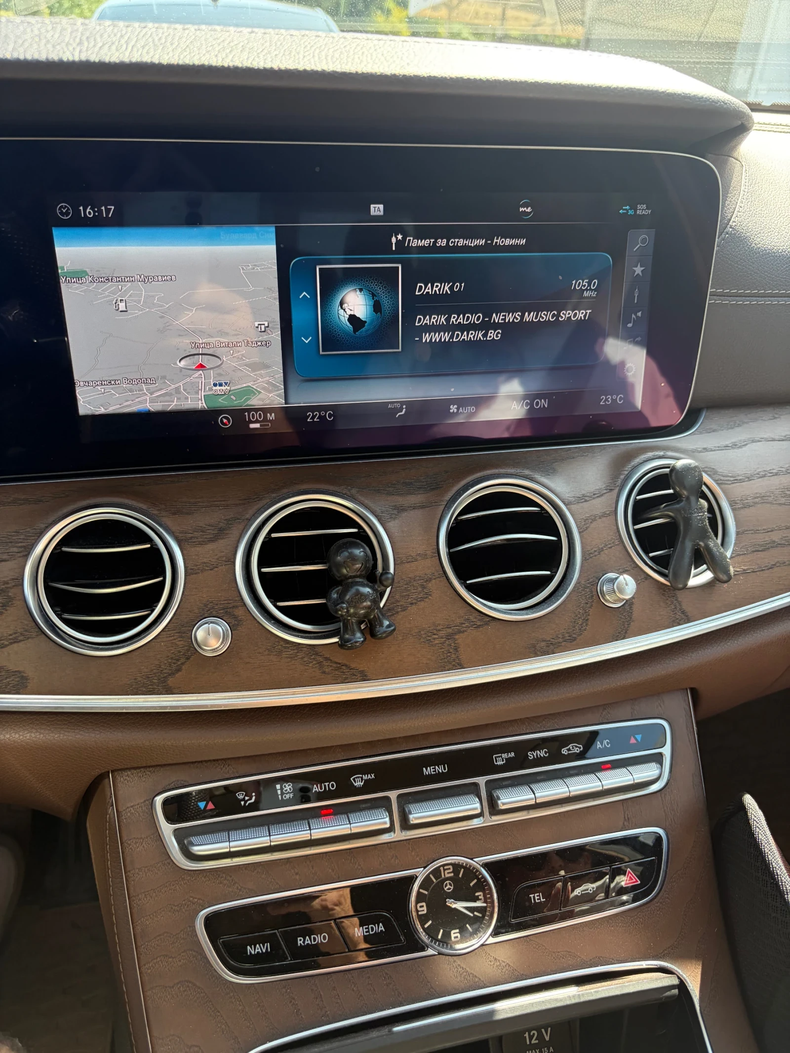 Mercedes-Benz E 220 W213, снимка 8 - Автомобили и джипове - 55708109