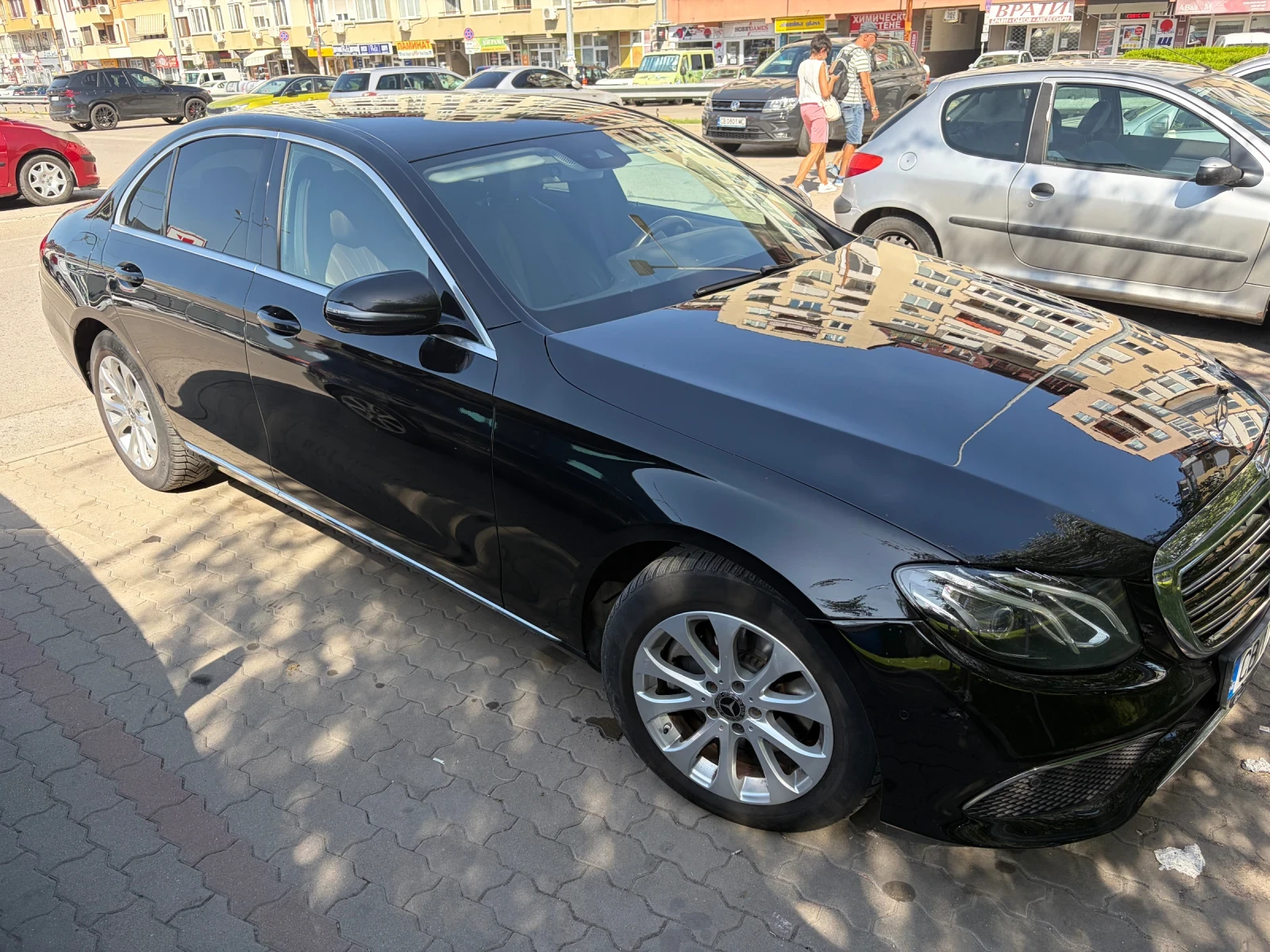 Mercedes-Benz E 220 W213, снимка 4 - Автомобили и джипове - 55708109