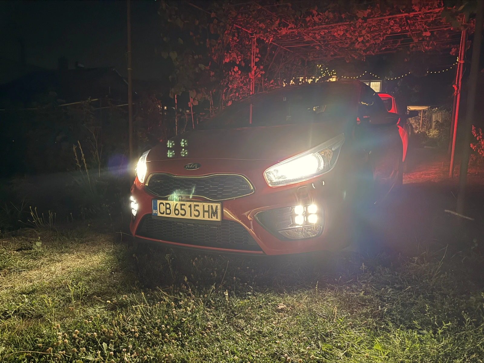 Kia Ceed GT 1.6 GDI, снимка 2 - Автомобили и джипове - 55878284