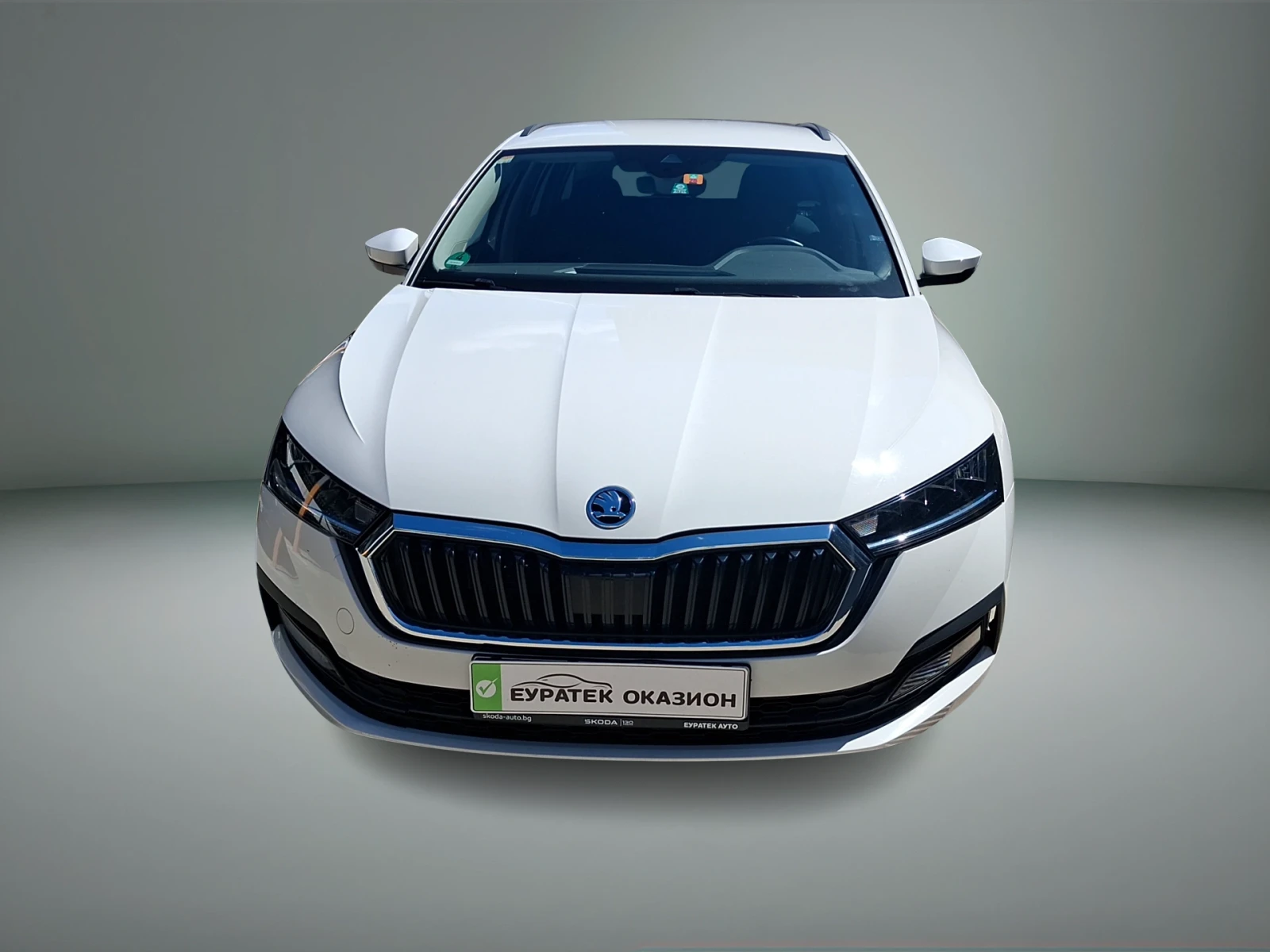 Skoda Octavia iV Estate Style 1.4 electric/TSI 150kW 6-spees, снимка 8 - Автомобили и джипове - 56021108