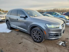 ������ Audi Q7