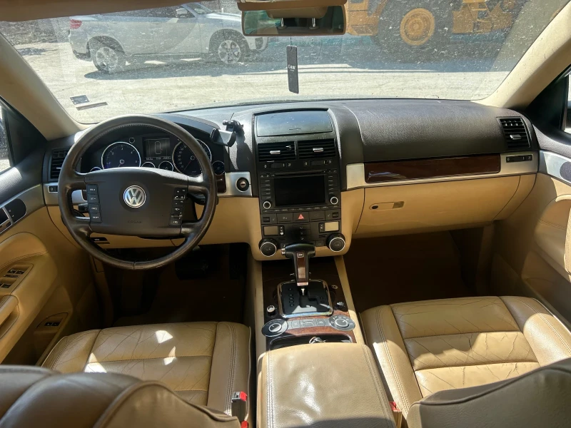 VW Touareg 2.5 TDI, снимка 13 - Автомобили и джипове - 47515880