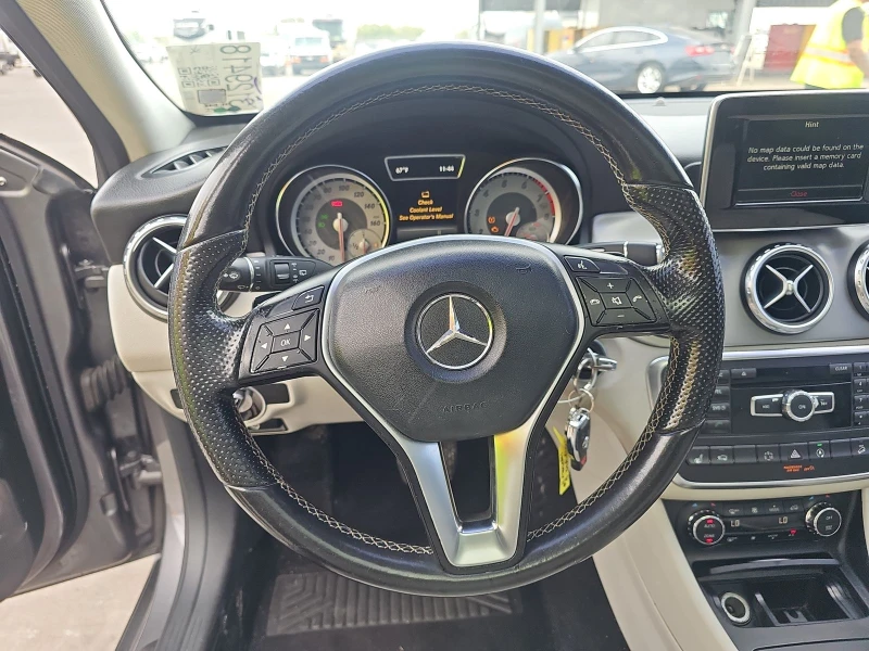 Mercedes-Benz GLA 250 4matic* Подгреви* Мъртва точка, снимка 8 - Автомобили и джипове - 48340594