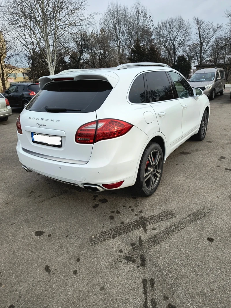 Porsche Cayenne 3.0 TDI , снимка 2 - Автомобили и джипове - 48682132