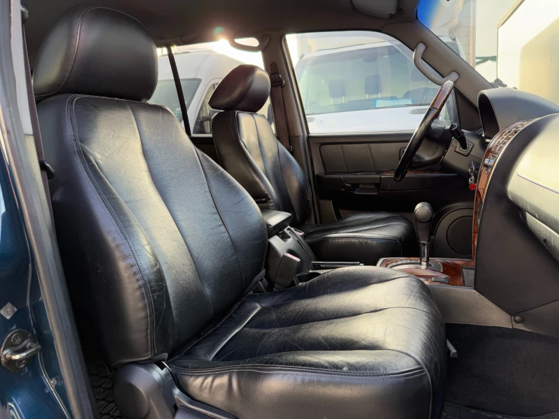 Hyundai Terracan 2.9CRDI 4WD, снимка 13 - Автомобили и джипове - 50159626