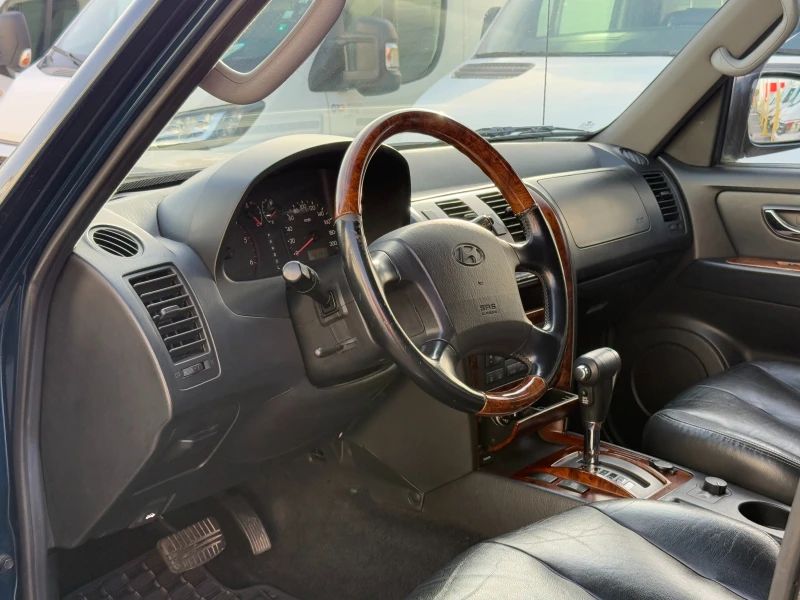 Hyundai Terracan 2.9CRDI 4WD, снимка 9 - Автомобили и джипове - 50159626