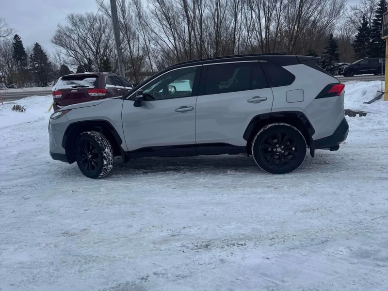 Toyota Rav4 Hybrid XSE  CARFAX, снимка 2 - Автомобили и джипове - 53000897