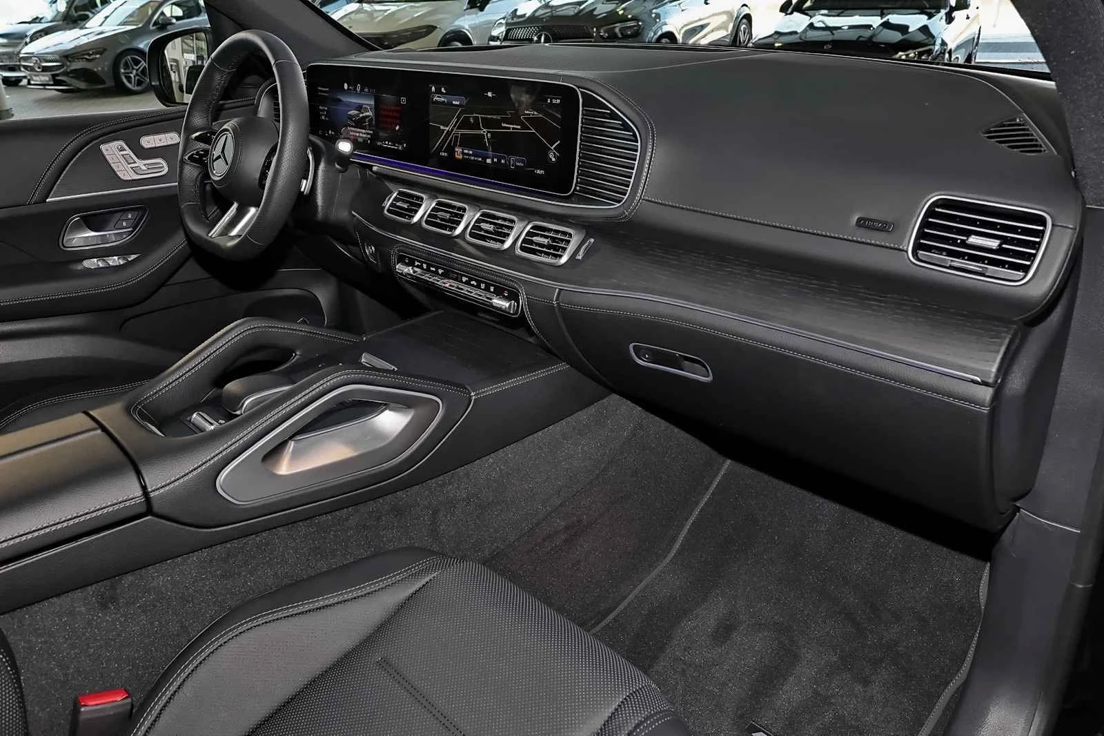 Mercedes-Benz GLE 400 e 4Matic = AMG Line= Premium Гаранция - изображение 7