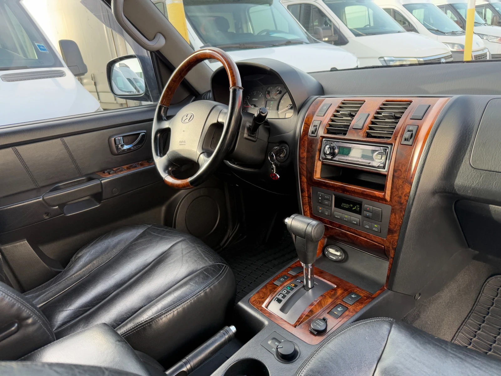 Hyundai Terracan 2.9CRDI 4WD - изображение 10