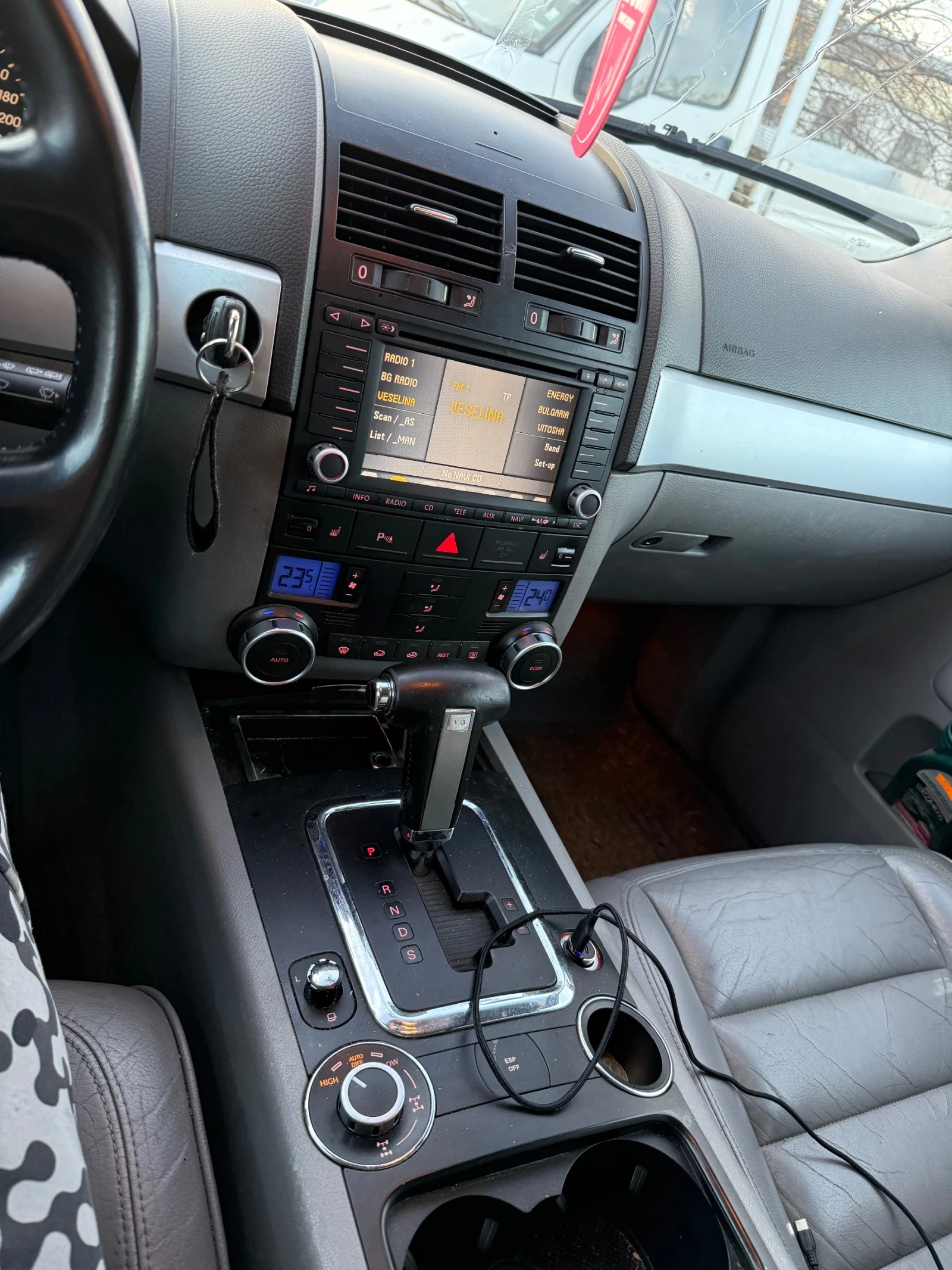 VW Touareg 3.0 TDI V6 - изображение 9