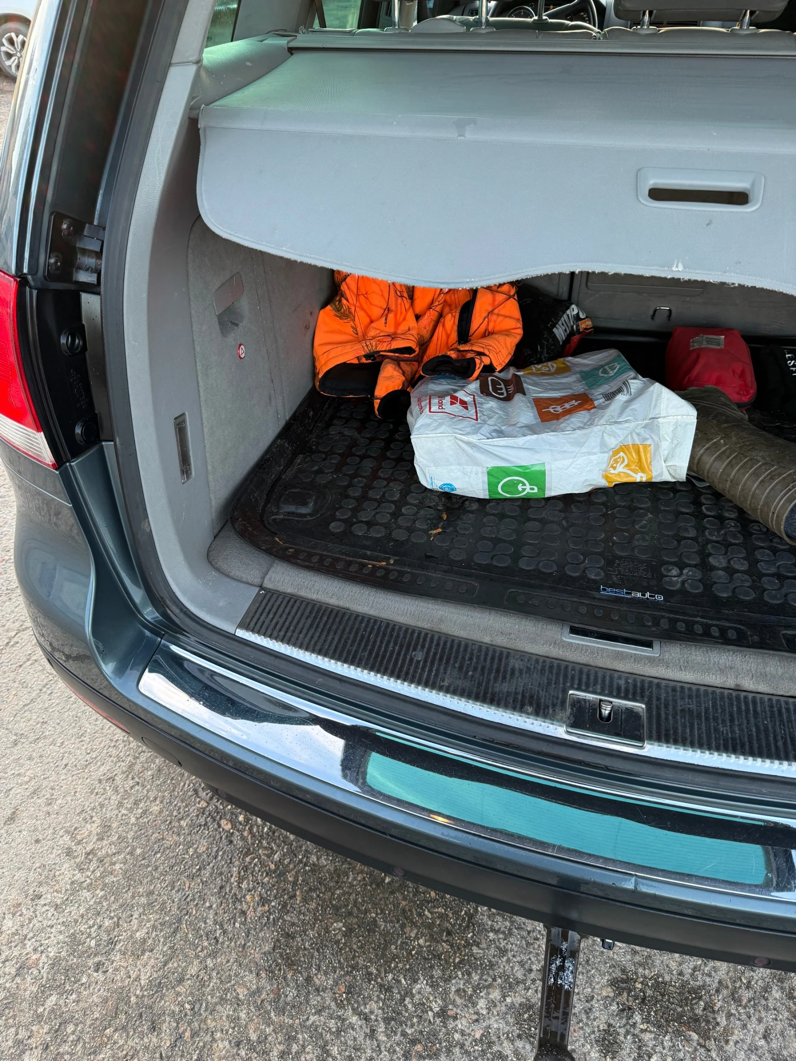 VW Touareg 3.0 TDI V6 - изображение 2