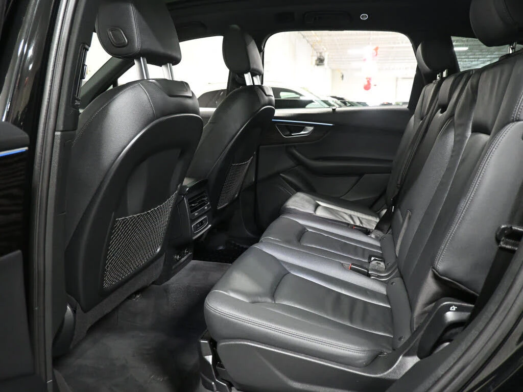 Audi Q7 * АвтоКредит * (ЦЕНА ДО БГ), снимка 16 - Автомобили и джипове - 53901229