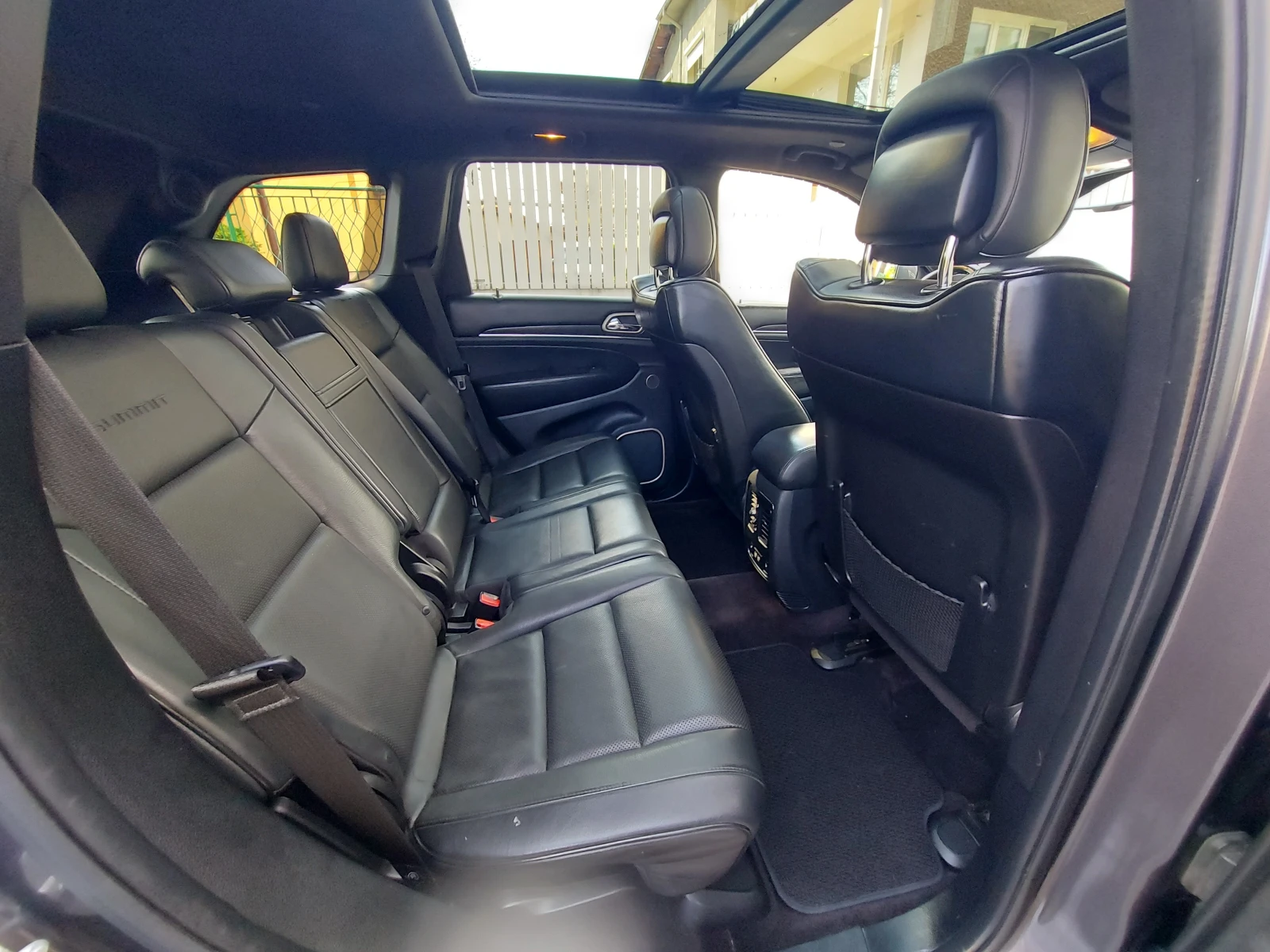 Jeep Grand cherokee SUMMIT EU6, снимка 12 - Автомобили и джипове - 54613502