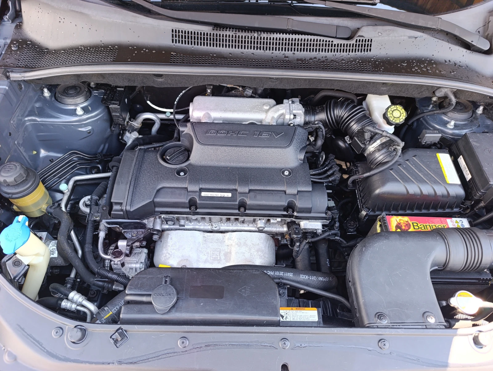 Kia Sportage 2.0i-16v БЕНЗИН, снимка 17 - Автомобили и джипове - 54677809