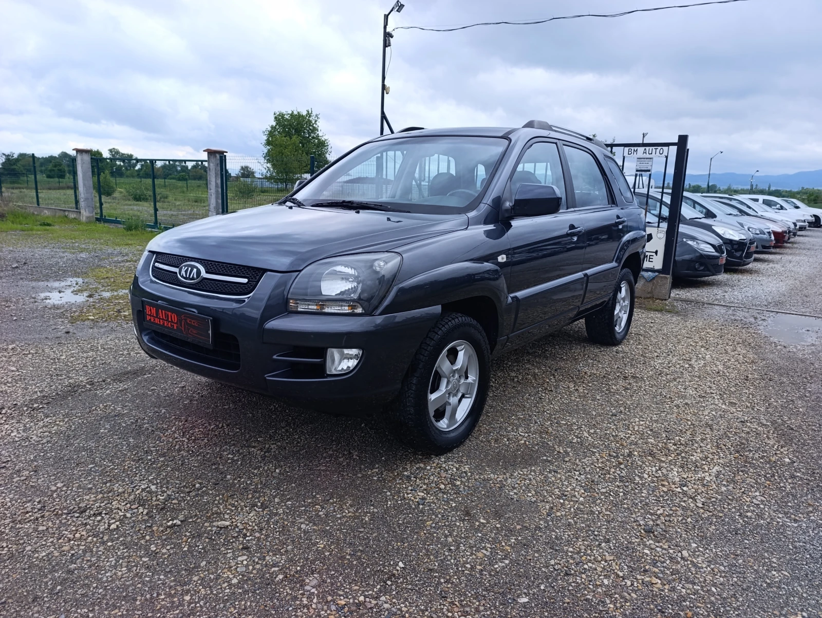 Kia Sportage 2.0i-16v БЕНЗИН, снимка 3 - Автомобили и джипове - 54677809