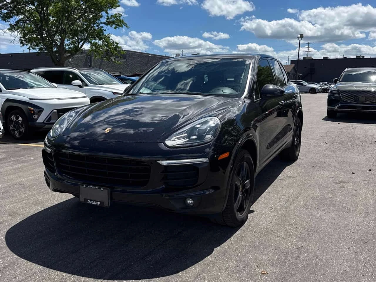 Porsche Cayenne * ГЛАВНО ПРЕДСТАВИТЕКСТВО* , снимка 2 - Автомобили и джипове - 54891111