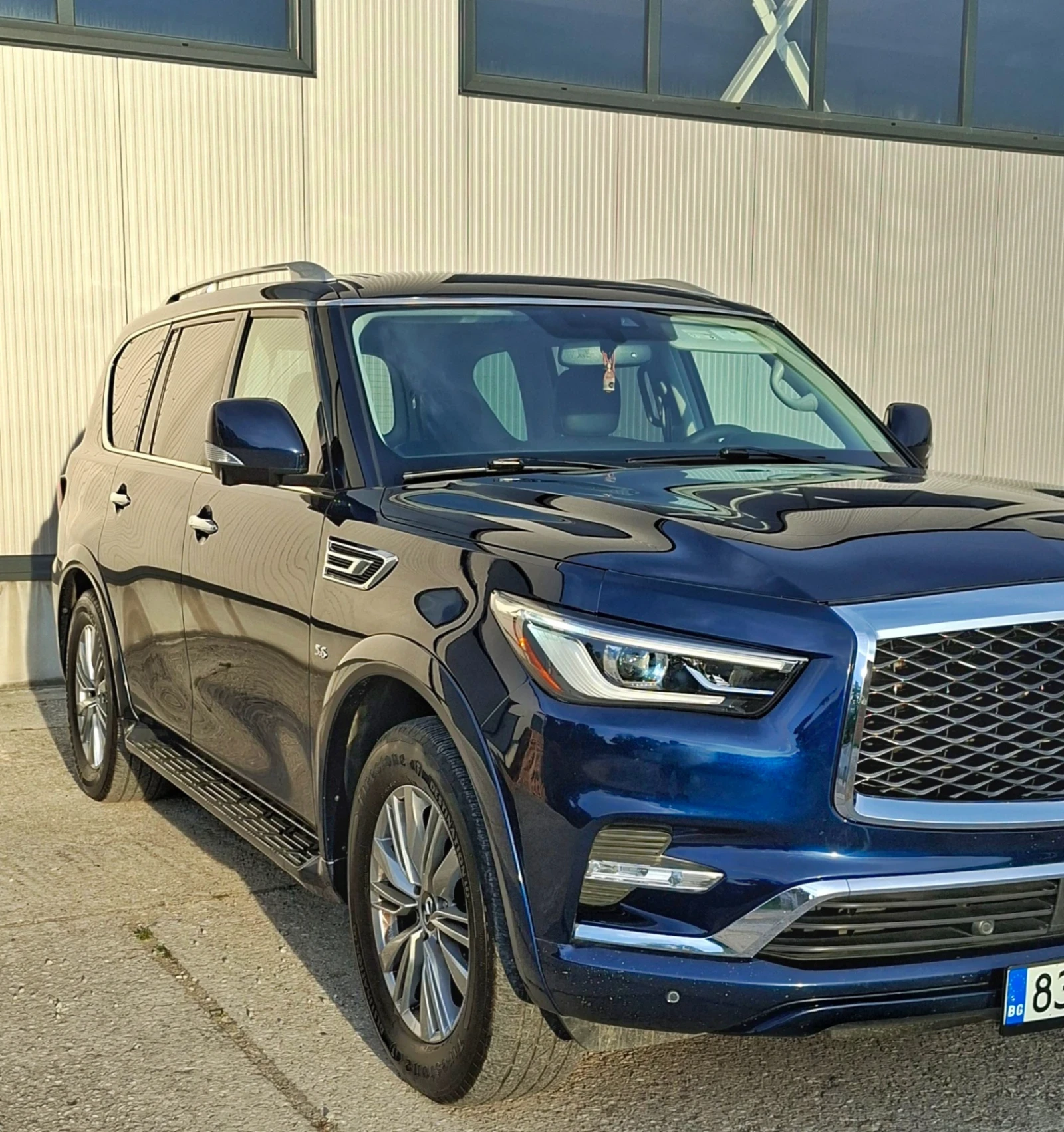 Infiniti QX80 5.6 V8 400к.с. , снимка 4 - Автомобили и джипове - 55340775