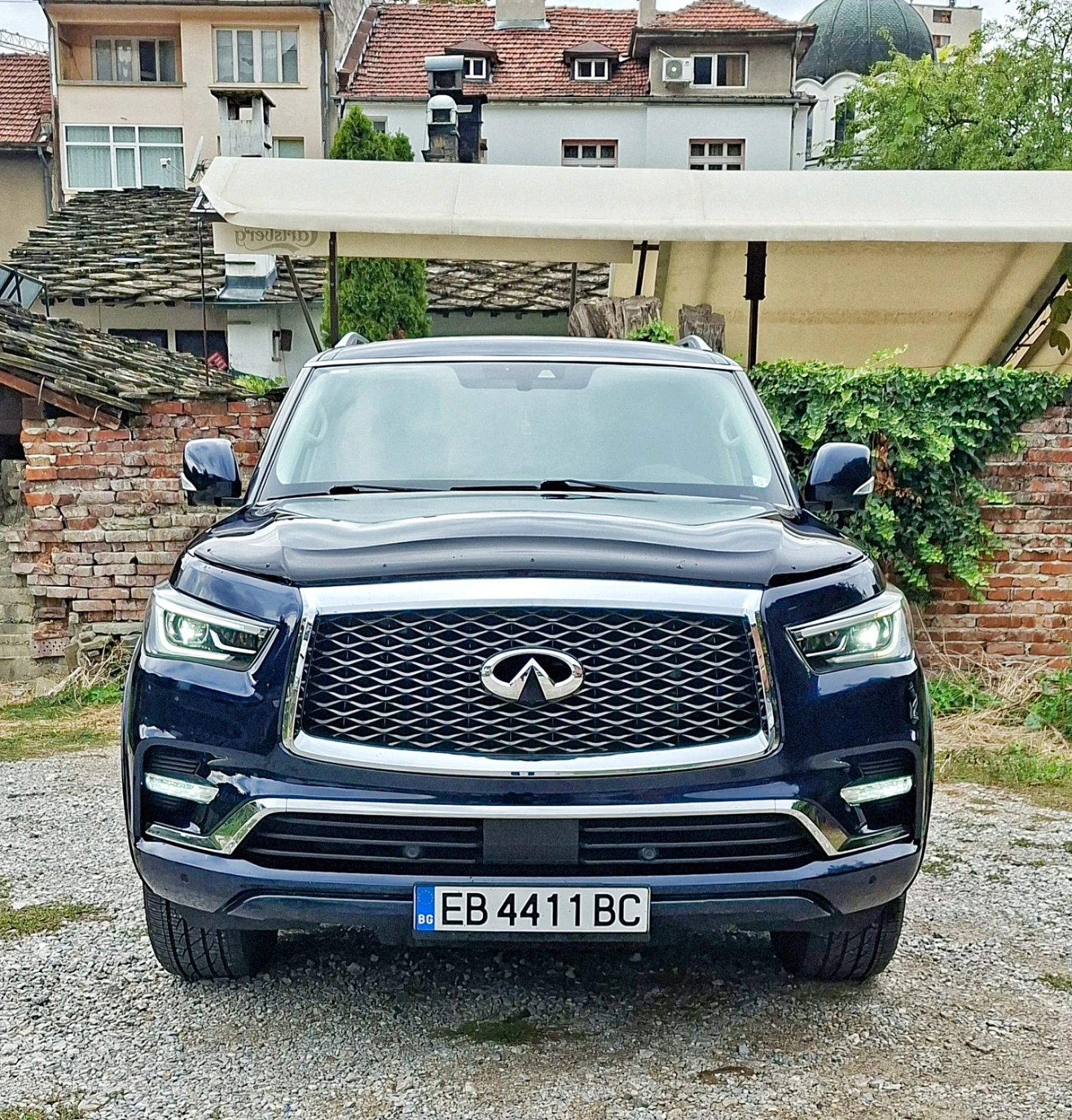 Infiniti QX80 5.6 V8 400к.с. 