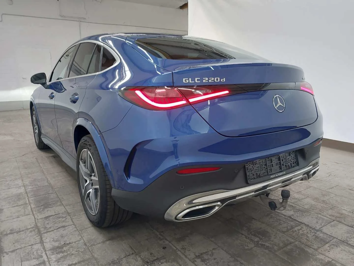 Mercedes-Benz GLC 220 ОЧАКВАН ВНОС / AMG Line / 4 Matic / 360 / , снимка 4 - Автомобили и джипове - 55184496