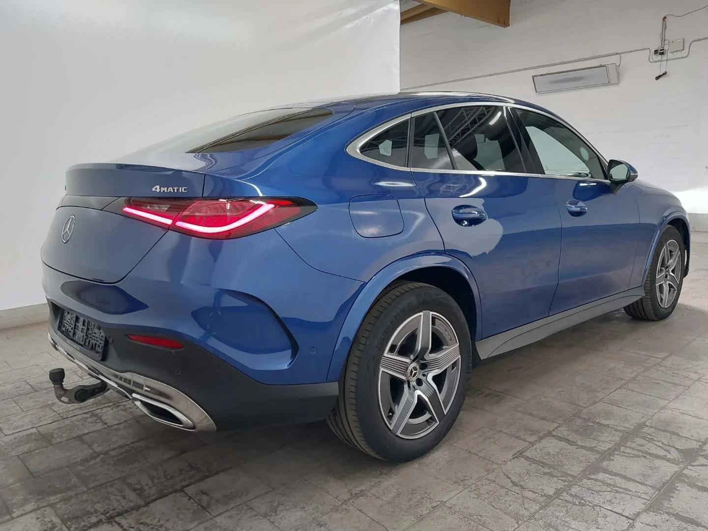Mercedes-Benz GLC 220 ОЧАКВАН ВНОС / AMG Line / 4 Matic / 360 / , снимка 3 - Автомобили и джипове - 55184496