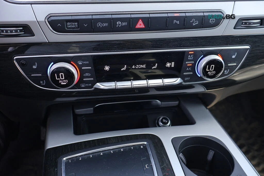 Audi Q7 * DIGITAL DASH *  AвтоКредит * (ЦЕНА ДО БГ), снимка 16 - Автомобили и джипове - 55792777