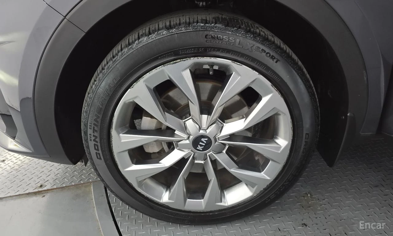 Kia Sorento ДИСТРОНИК* ПОДГРЕВ* КАМЕРА* LANE* ASSIST* , снимка 5 - Автомобили и джипове - 56082667