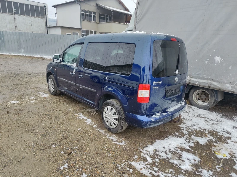 VW Caddy, снимка 4 - Бусове и автобуси - 49161417