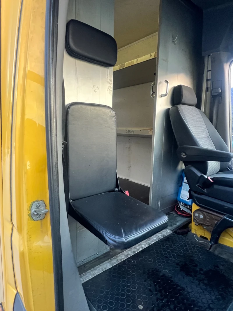 Mercedes-Benz Sprinter 313 2.2, снимка 12 - Бусове и автобуси - 49832051