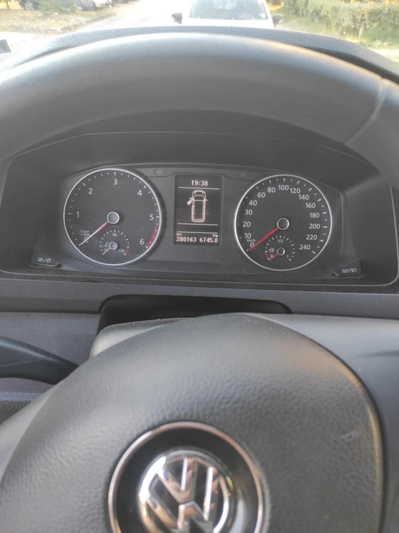 VW T6 2.0, снимка 11 - Бусове и автобуси - 52712277