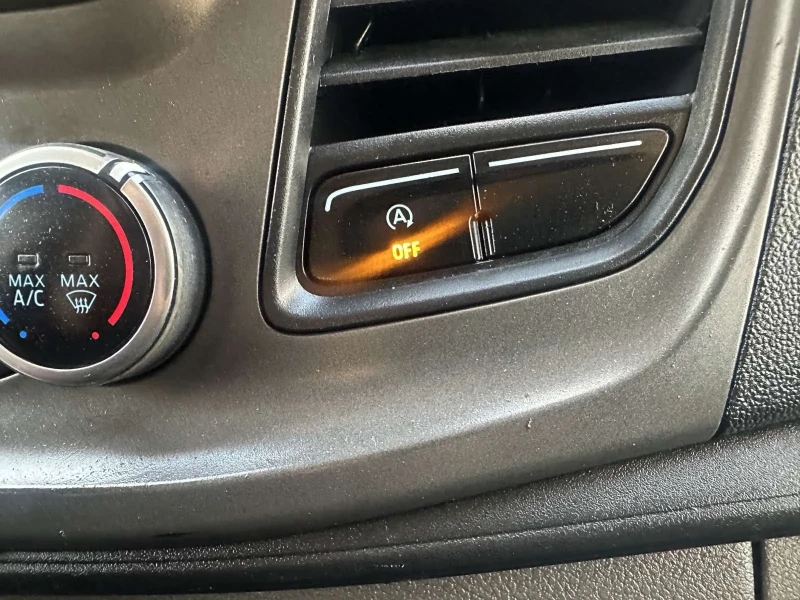 Ford Transit Custom, снимка 12 - Бусове и автобуси - 52696114