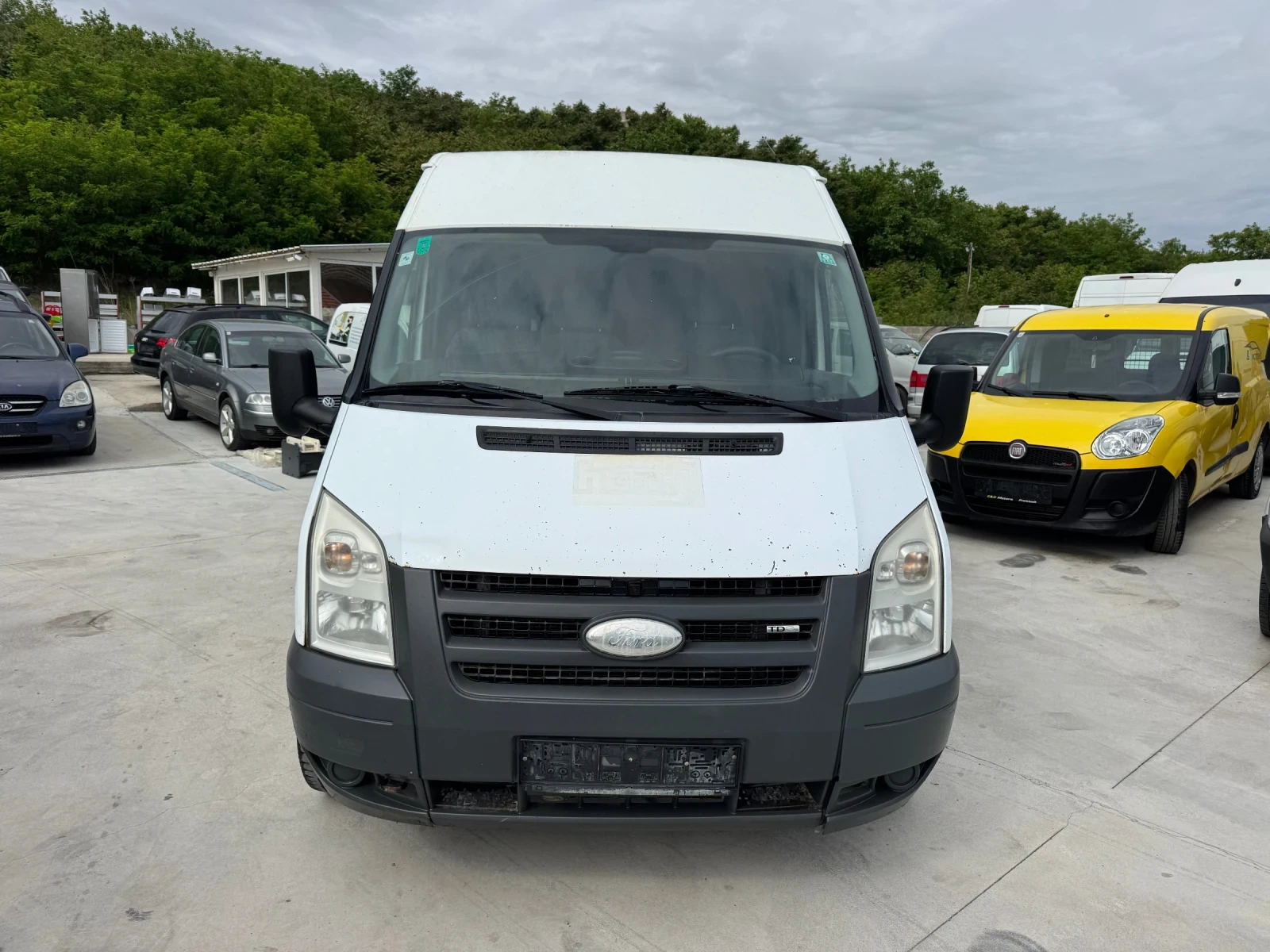 Ford Transit 2.2 110к.с. - изображение 2