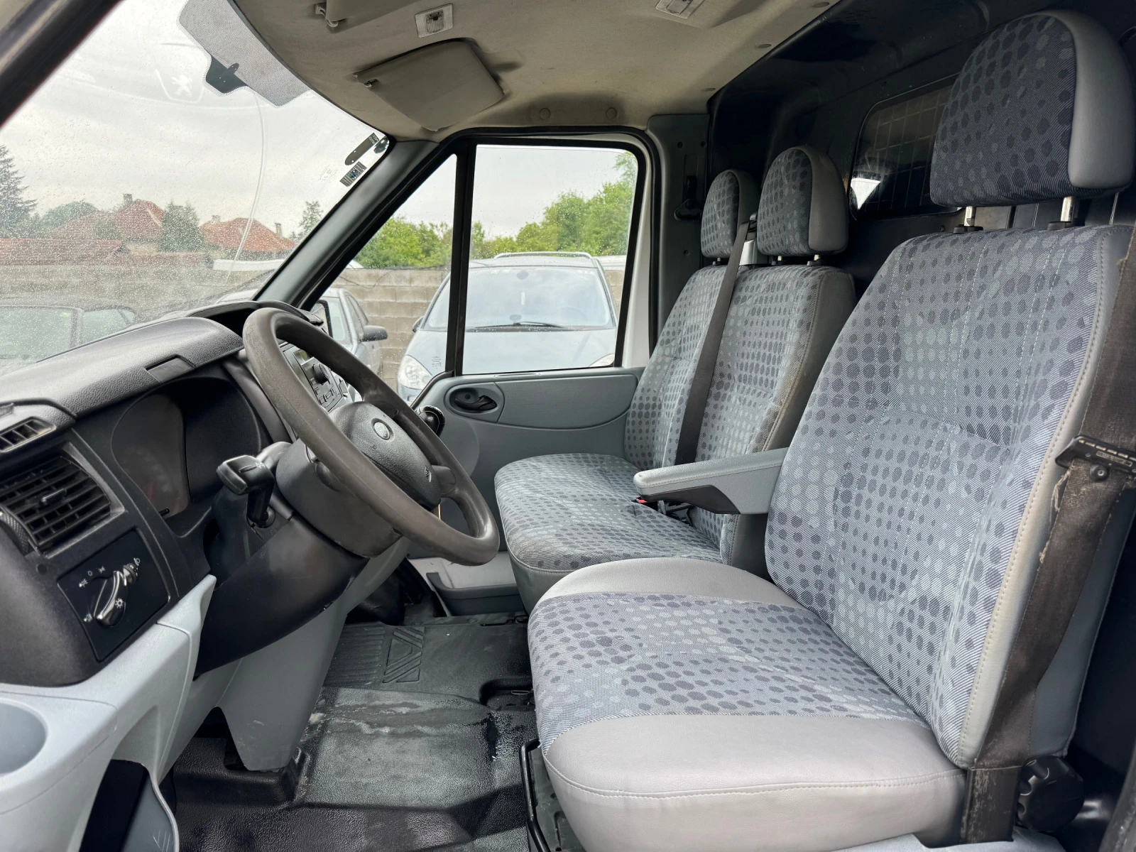 Ford Transit 2.2 110к.с. - изображение 10