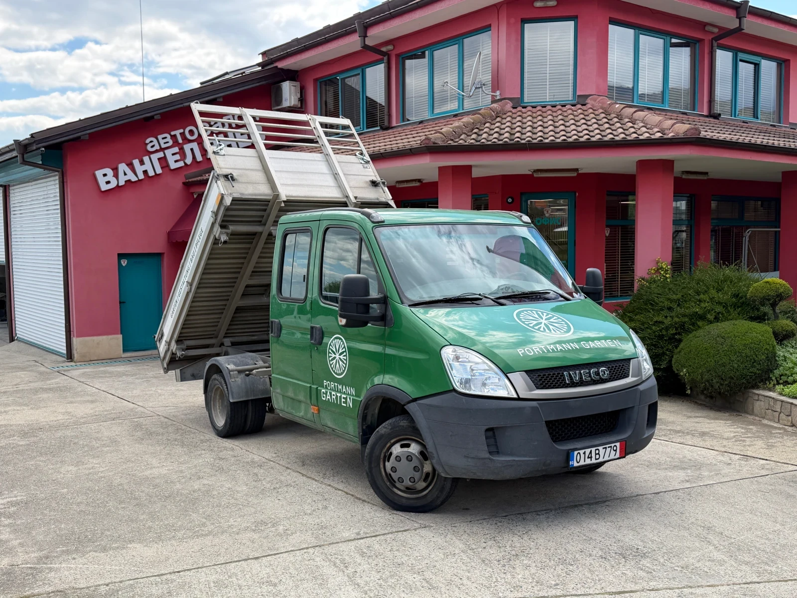 Iveco Daily 3.0HPI* 35C15* Тристранен самосвал* 2.90 метра кош, снимка 7 - Бусове и автобуси - 54413216