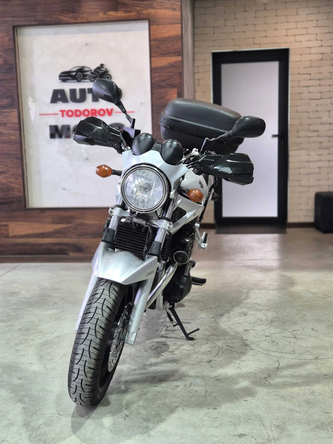 Suzuki Bandit GSF 650 ABS!!! Нов внос от ШВЕЙЦАРИЯ!!!, снимка 2 - Мотоциклети и мототехника - 55656201