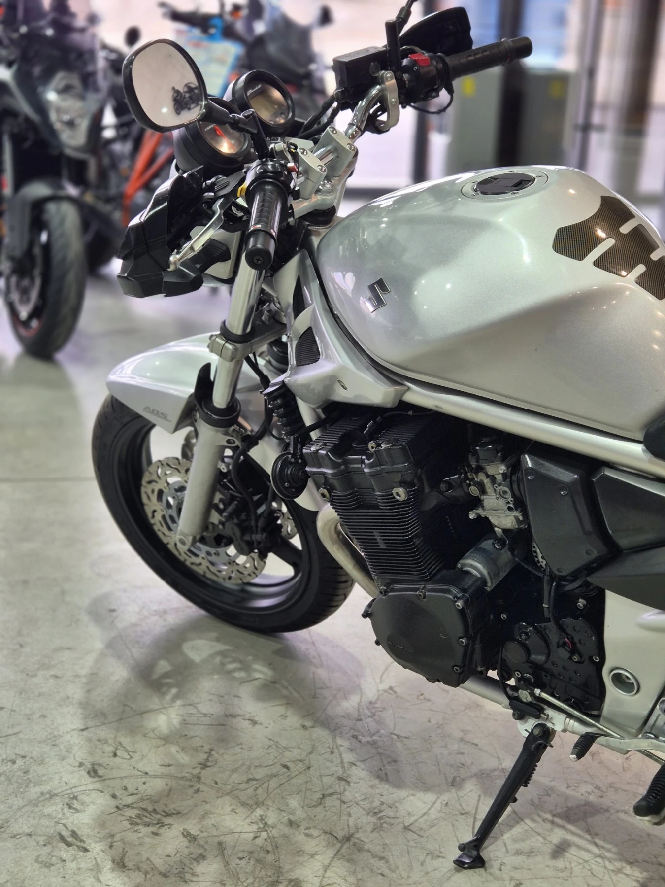 Suzuki Bandit GSF 650 ABS!!! Нов внос от ШВЕЙЦАРИЯ!!!, снимка 10 - Мотоциклети и мототехника - 55656201