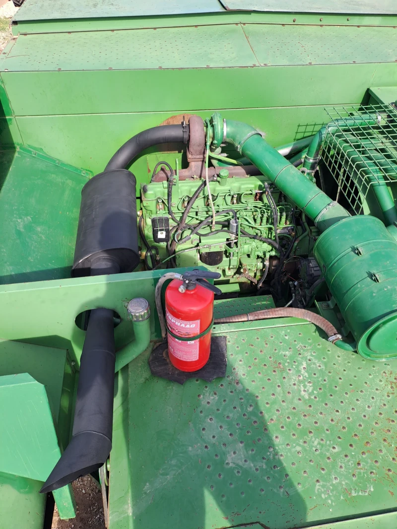 Комбайн John Deere 2066+ адаптер за царевица, снимка 5 - Селскостопанска техника - 52895675