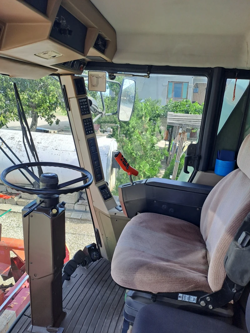 Комбайн John Deere 2066+ адаптер за царевица, снимка 6 - Селскостопанска техника - 52895675