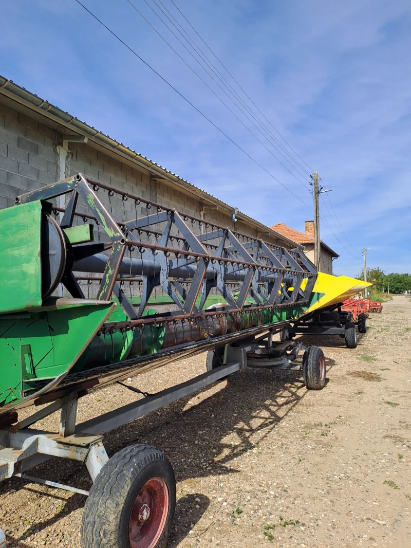 Комбайн John Deere 2066+ адаптер за царевица, снимка 11 - Селскостопанска техника - 52895675